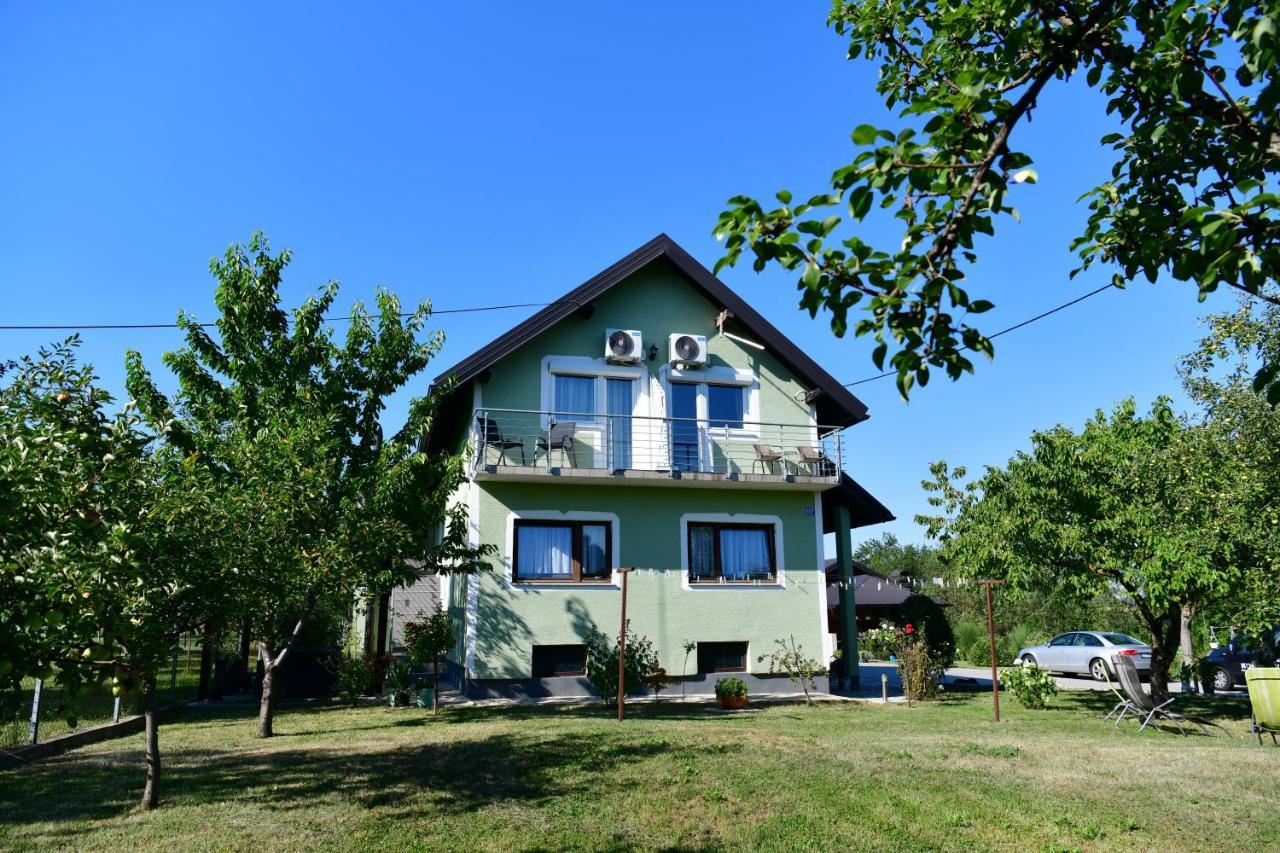 Guest House Jagoda ラコヴィツァ エクステリア 写真