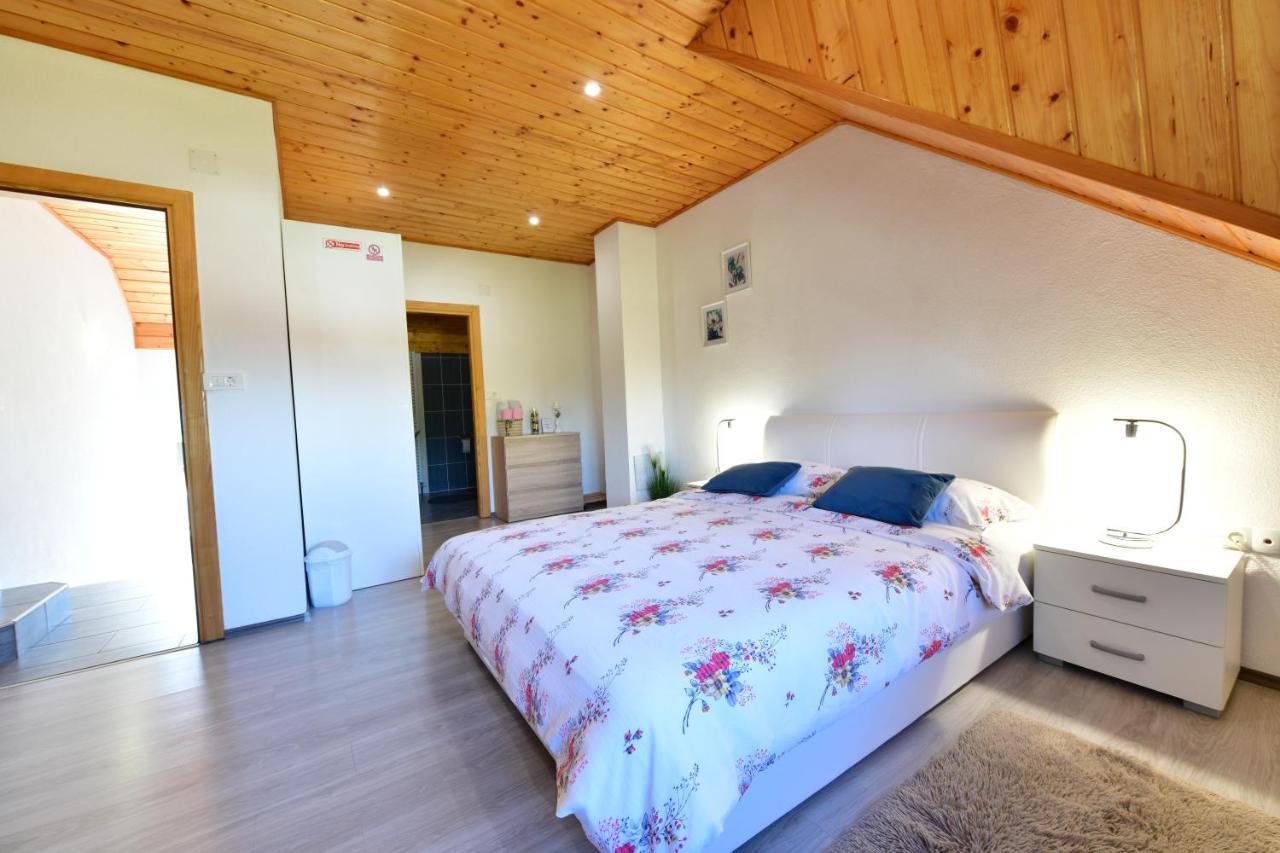 Guest House Jagoda ラコヴィツァ エクステリア 写真