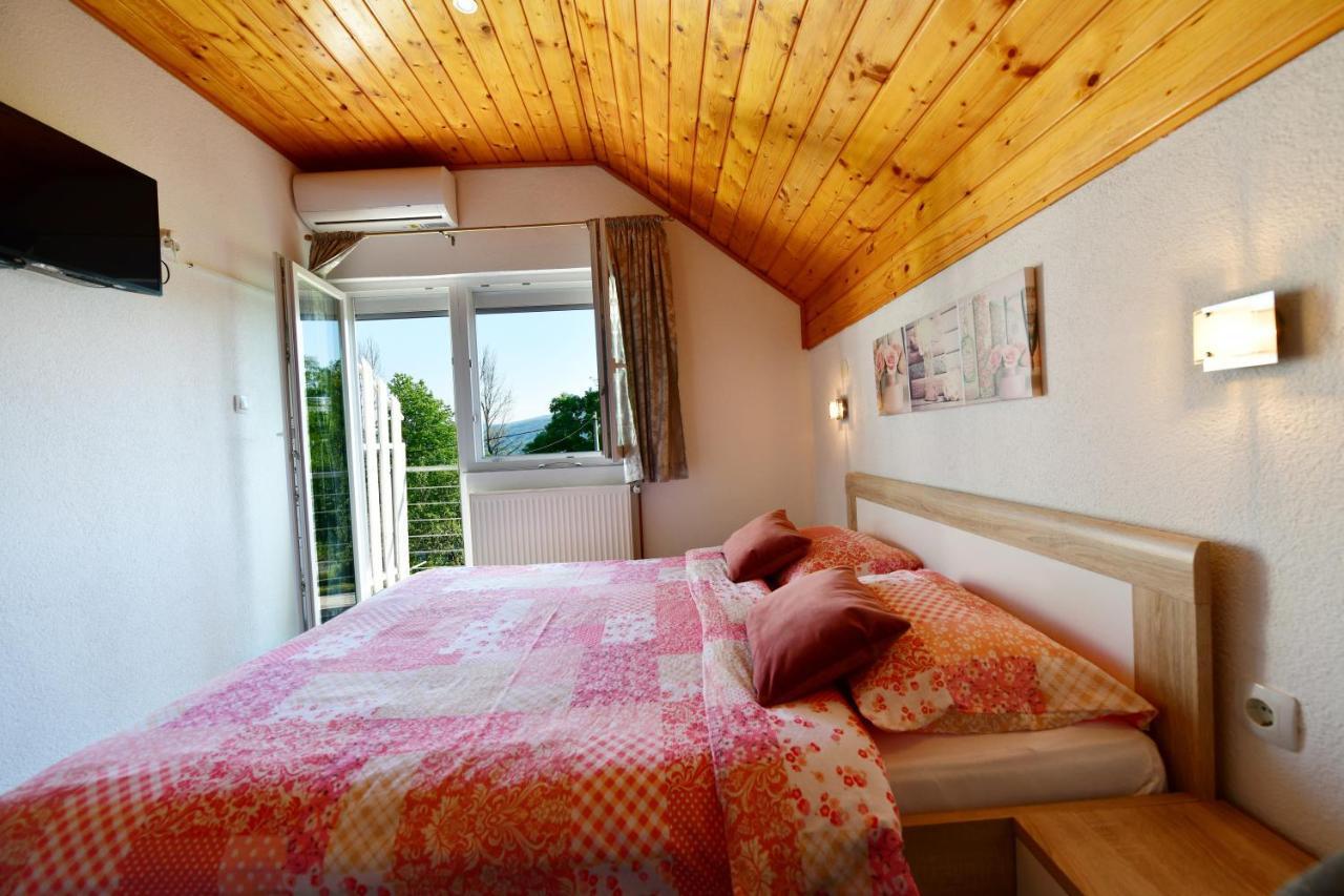 Guest House Jagoda ラコヴィツァ エクステリア 写真